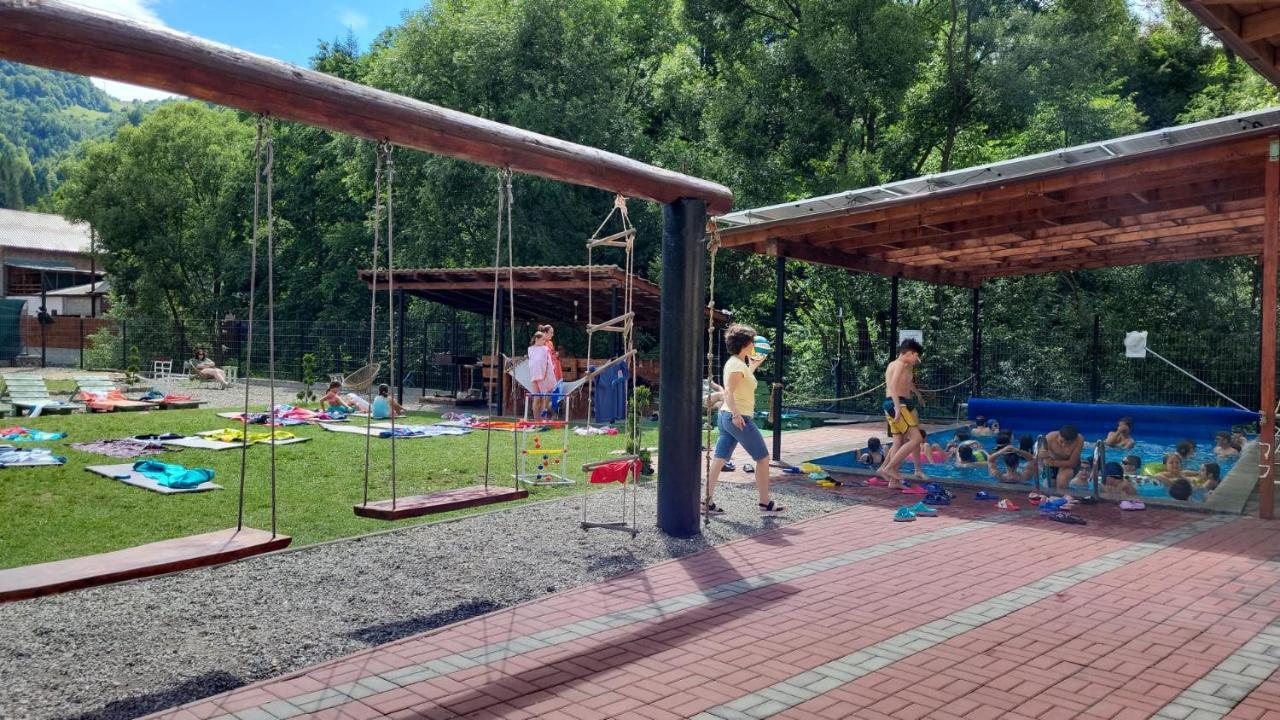 Maison Platanus Voineasa Eksteriør bilde